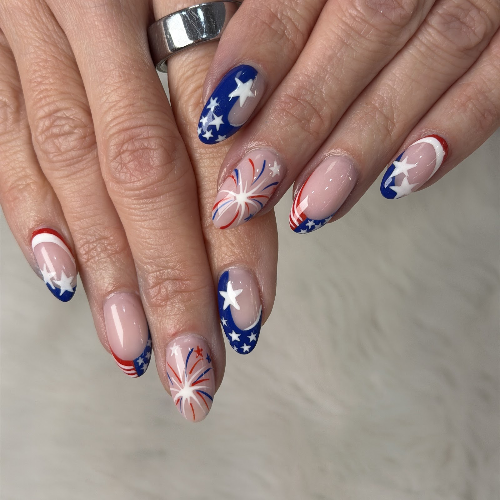 Best Nail Services for Your Florida Beach Vacation